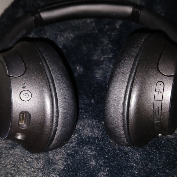 Sony headphones - Picture 3 of 7